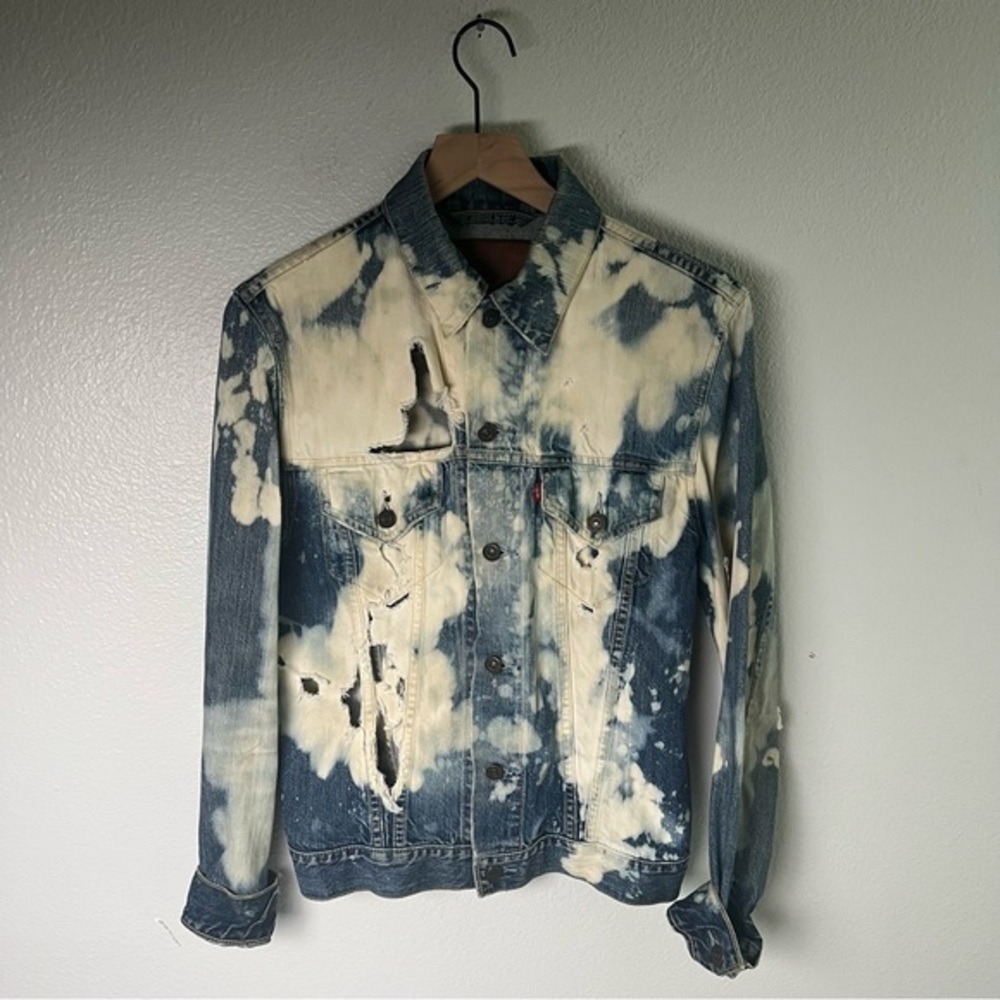 Levis Custom Mens Jean Jacket Distressed and Bleached SZ S